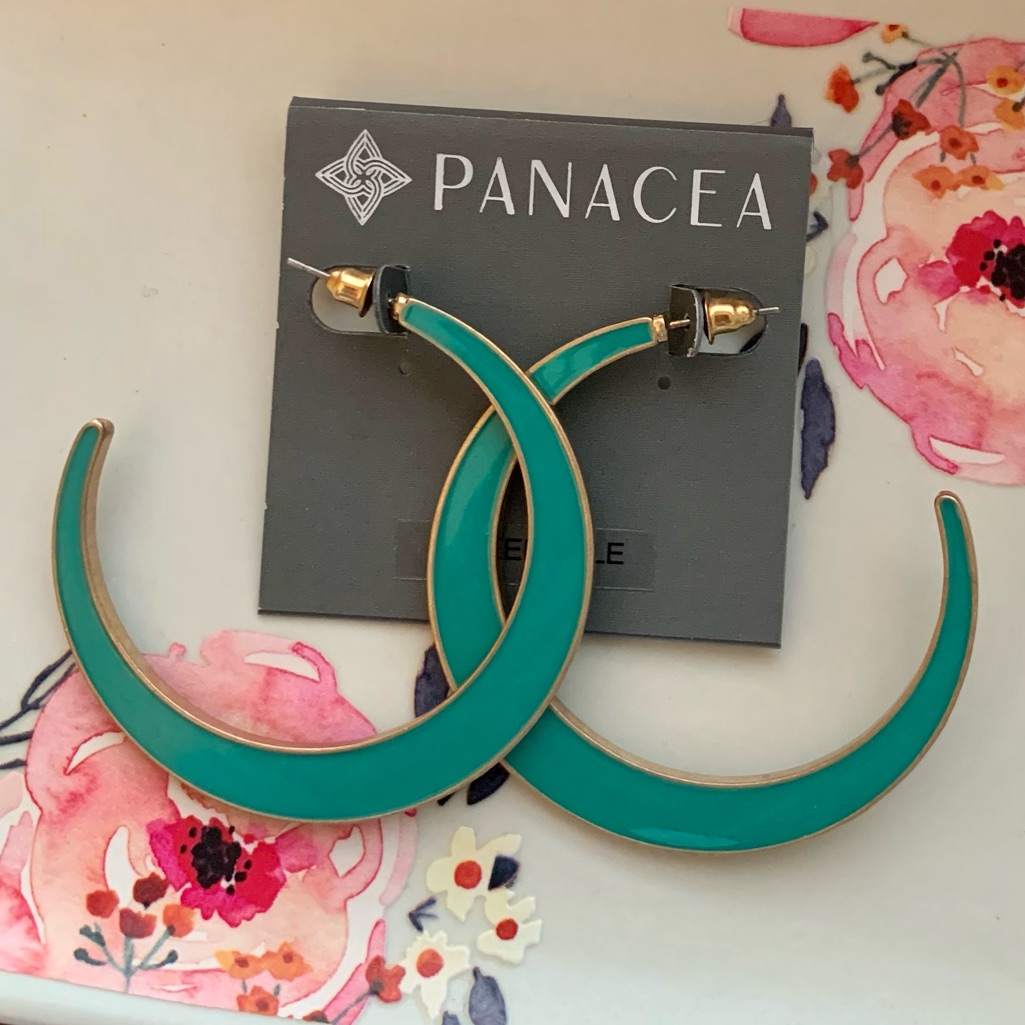 Panacea Reversible Hoops 8$
